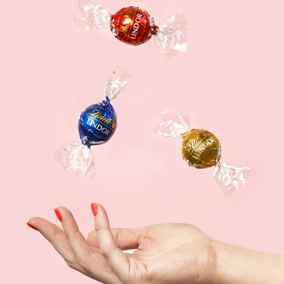 LINDT – Save up to $30 on LINDOR Truffles! icon