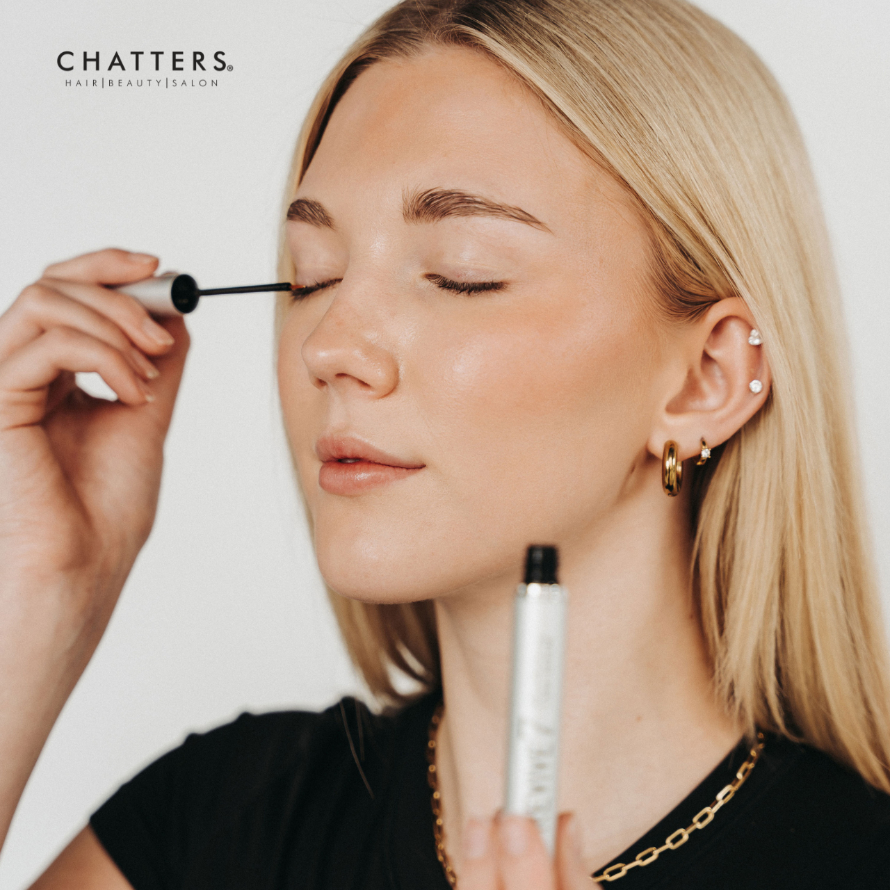 Enjoy 30% off a Revive7 Lash Serum with ANY Service only at Chatters icon